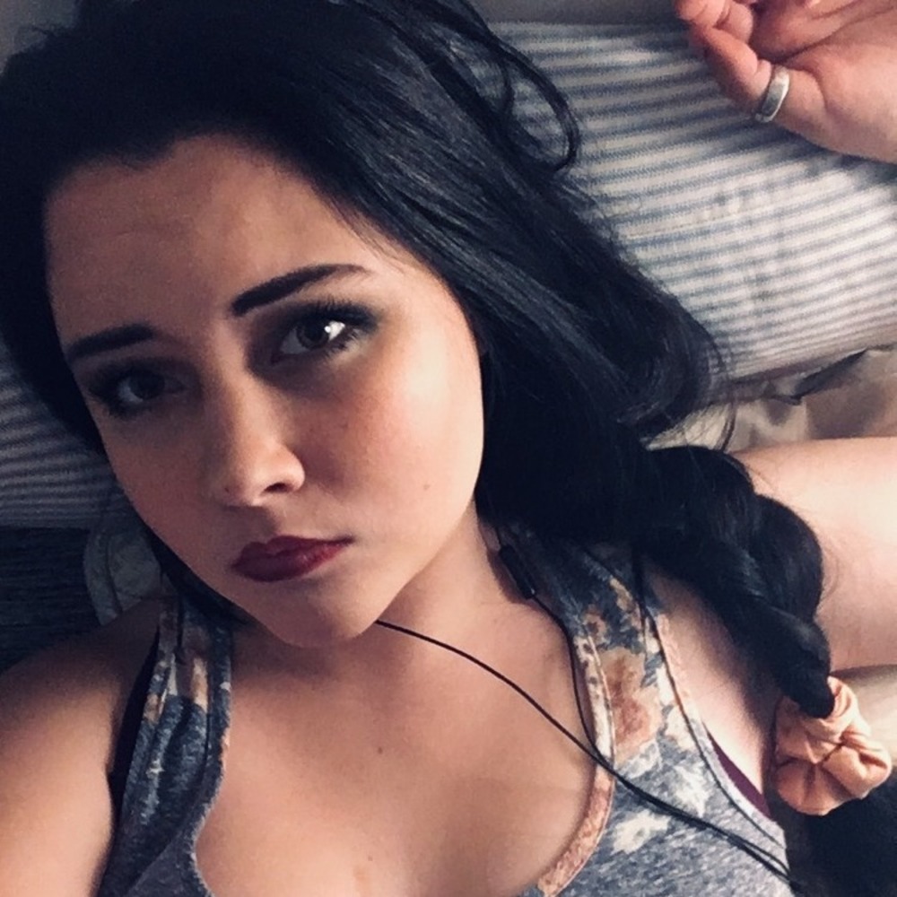 Meet your Posher, Faith z